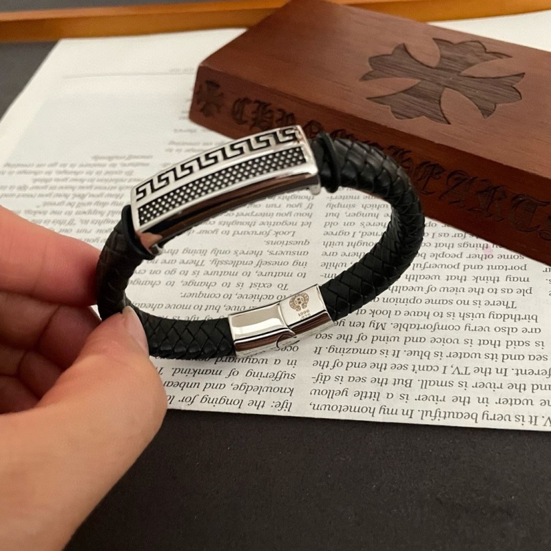 Ch*0me He**ts bracelets